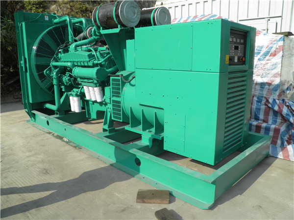 徽州出租发电机 发电机组厂家：柴油发电机组的控制屏的作用是什么？